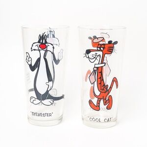 Looney Tunes Sylvester Cool Cat Vintage Glass 1973 Pepsi Collectible - Pair of 2